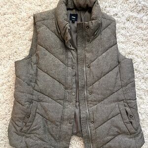 Gray Gap Puffer Vest